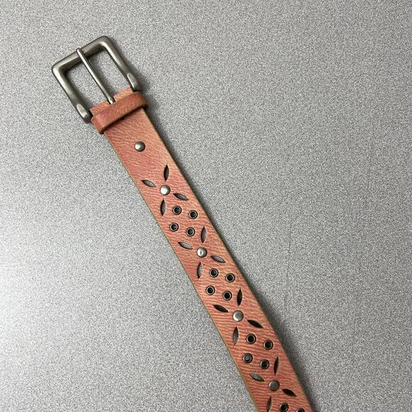 Fossil Womens Pink Leather Belt Medium Silver Buckle Boho Floral Cut Out Stud - Picture 3 of 10